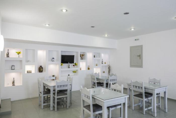 Perissa Beachfront Rooms Eksteriør bilde